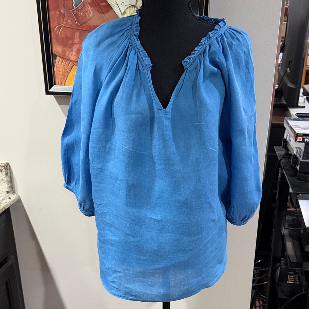 Blue Women's Linen J.Jill top Size large